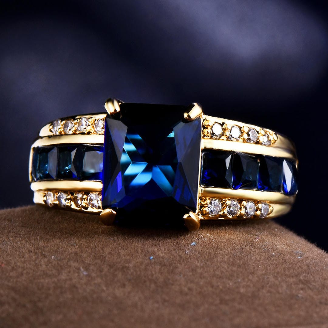 Pierścionek Sapphire Velvet Petal