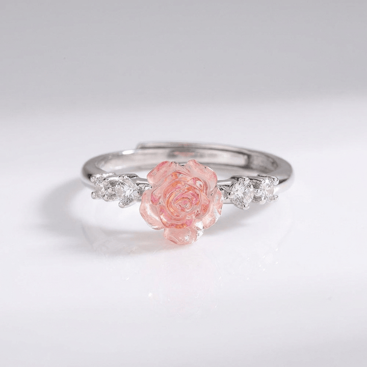 Elegancki regulowany pierścionek ze srebra próby 925 z różowym diamentem