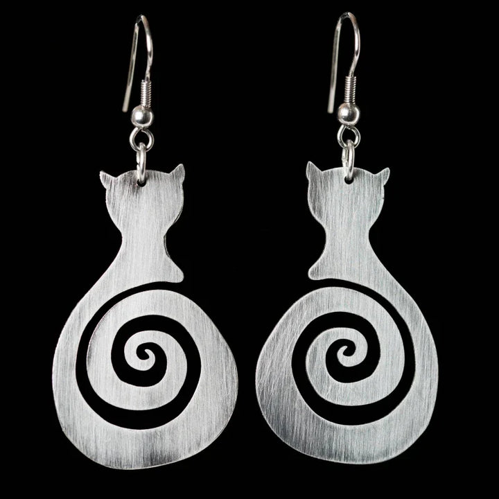 Spiralne kolczyki vintage z kotem