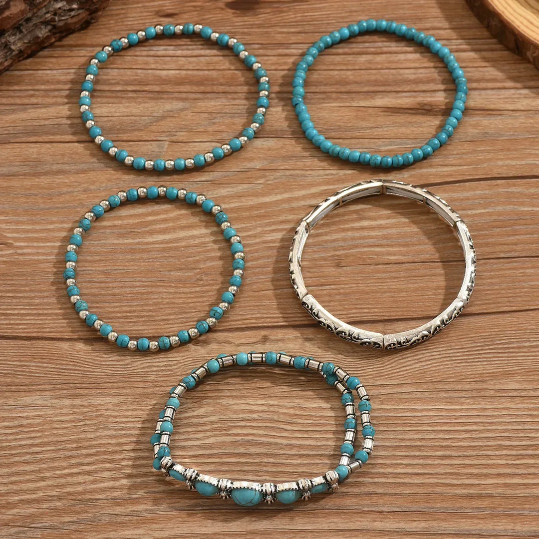 Komplet bransoletek boho z turkusowymi koralikami