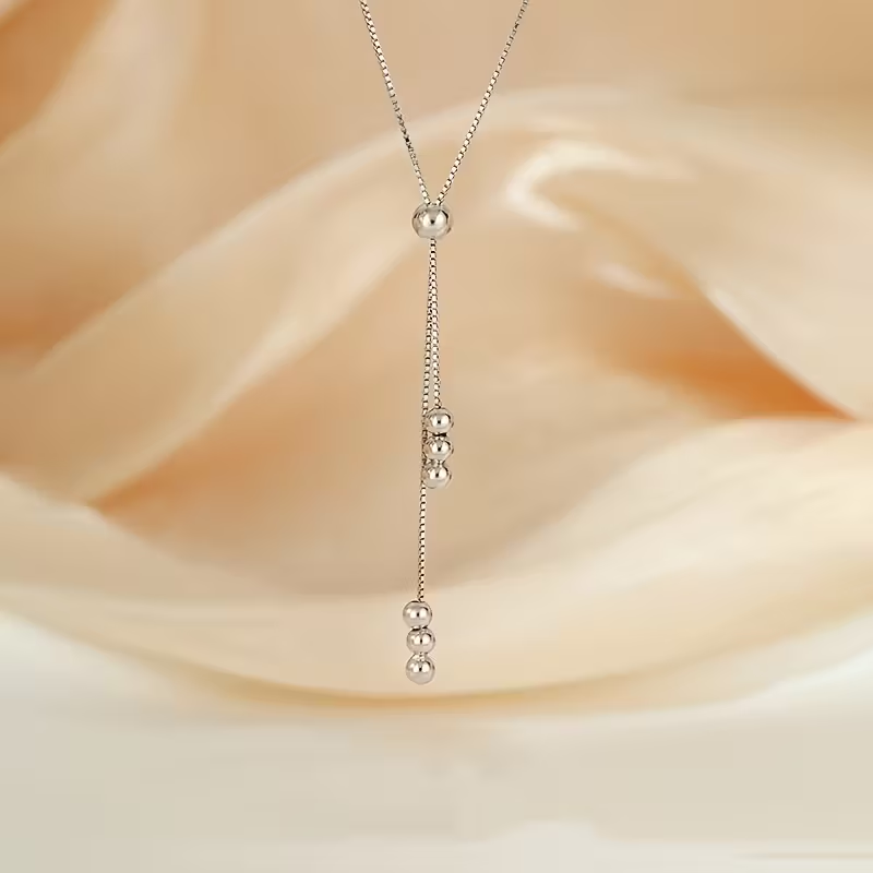 Elegancki naszyjnik wiszący z srebra próby 925