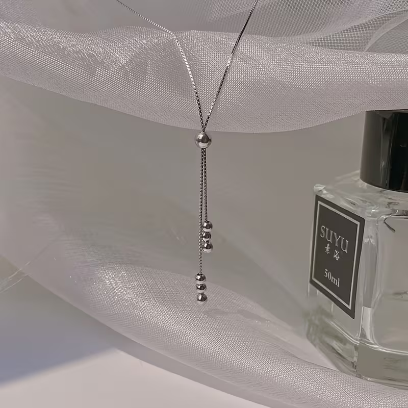 Elegancki naszyjnik wiszący z srebra próby 925